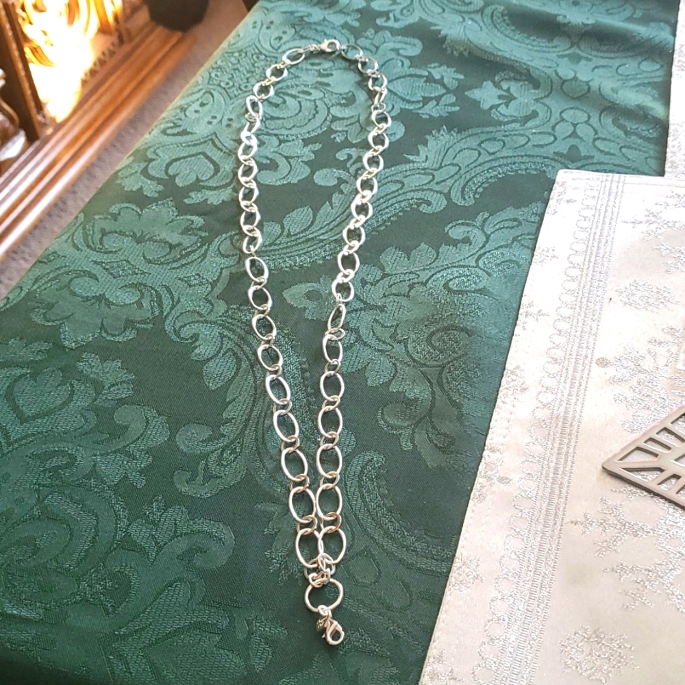 Origami owl retired necklace locket chain